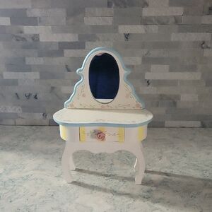 Cracker Barrel Eegant Child White Jewerly Vanity with Mirror & Floral Design